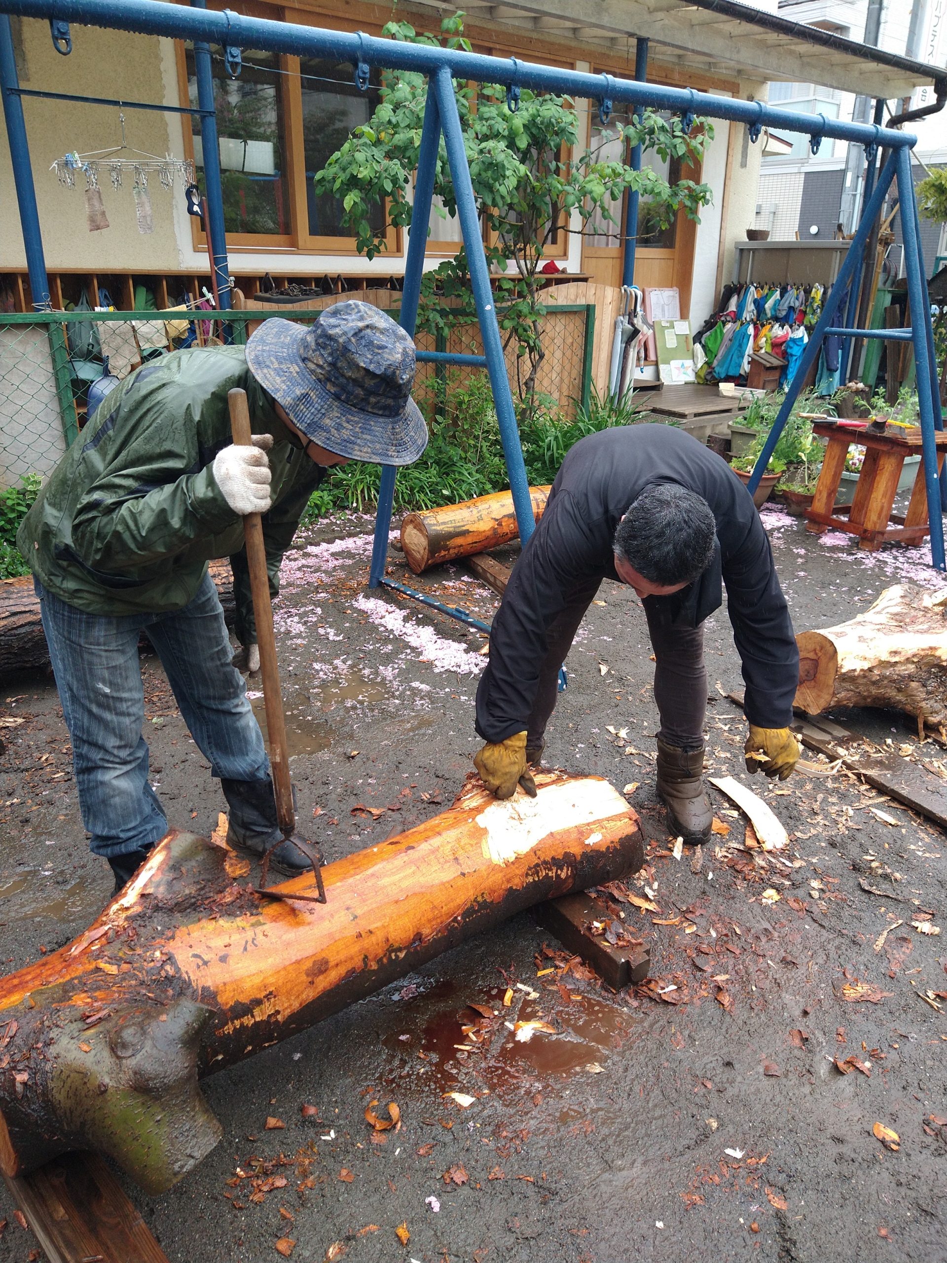 一から作ること──丸太と取り組む（1）