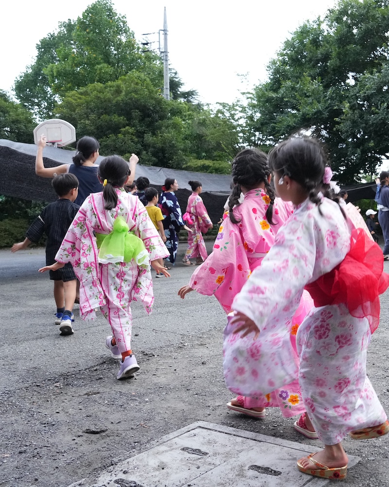 学童　夏祭り　盆踊り