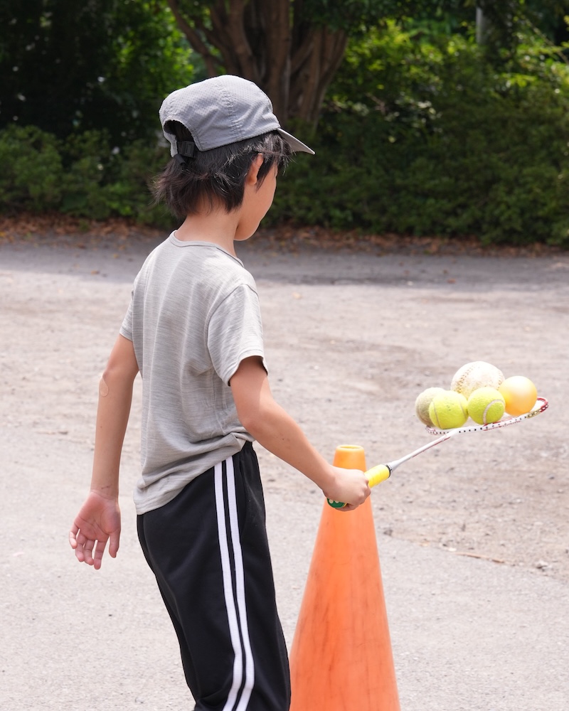 4年 体育 ボール運び2