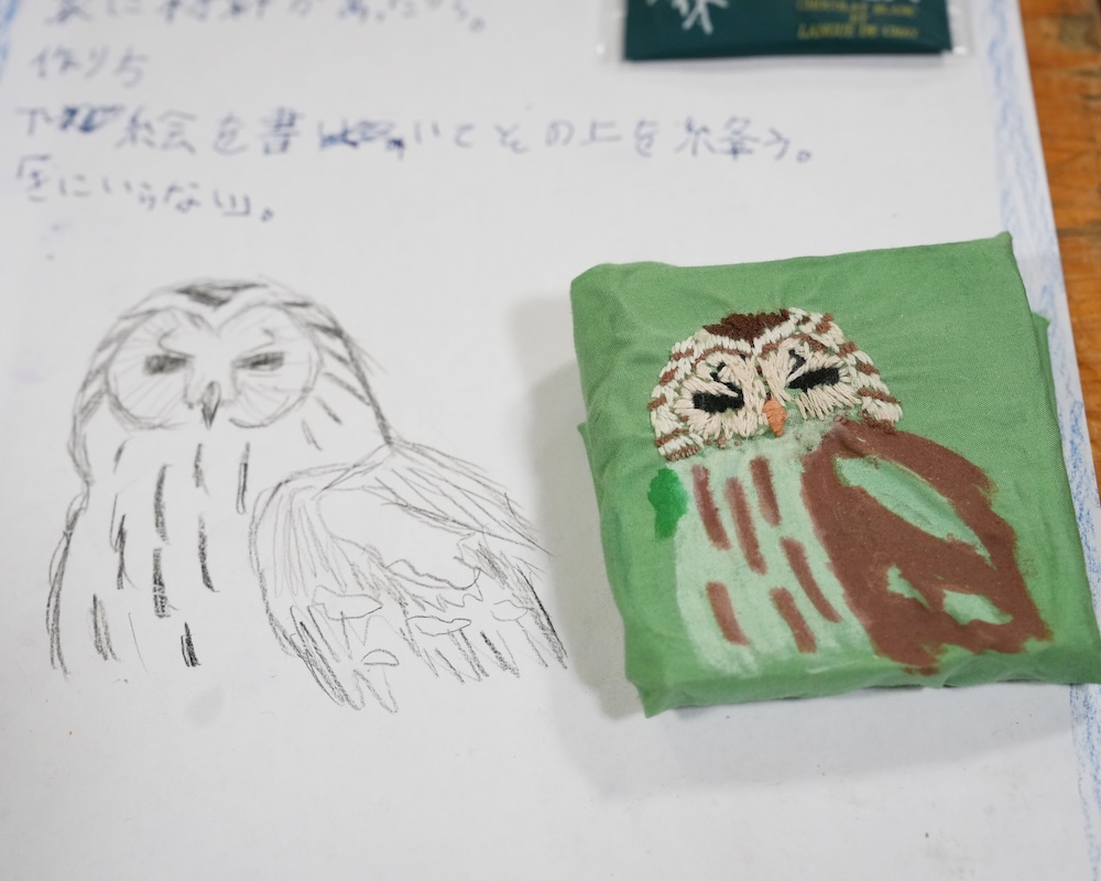 5年 夏休み　宿題　自由工作　地理の調べ学習　フクロウ刺繍
