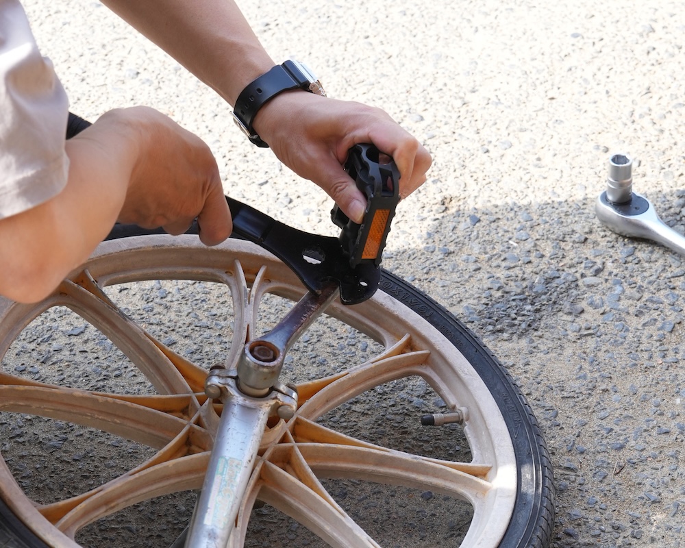 一輪車整備 保護者 ペダル