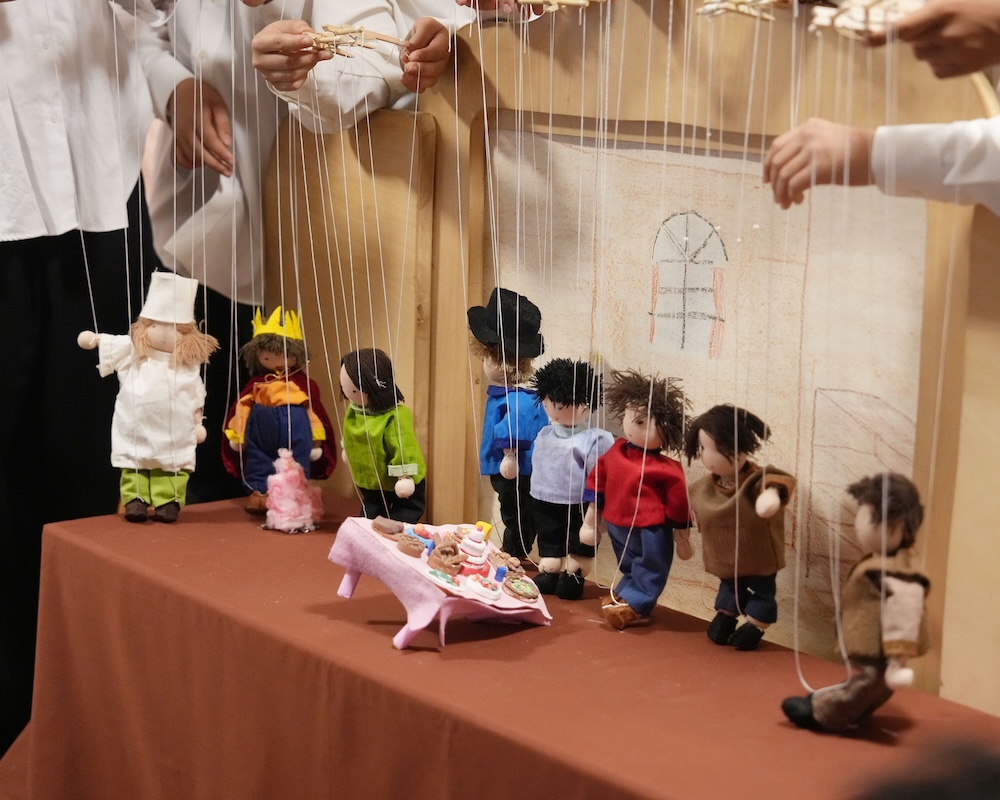 7年 人形劇 6人の男2