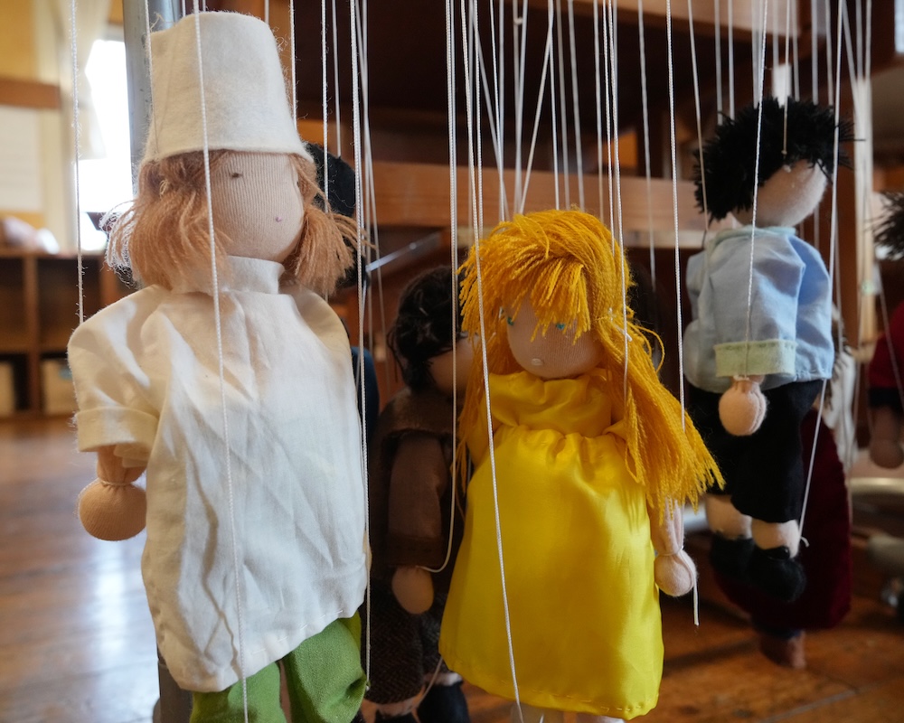 7年　操り人形１　手仕事