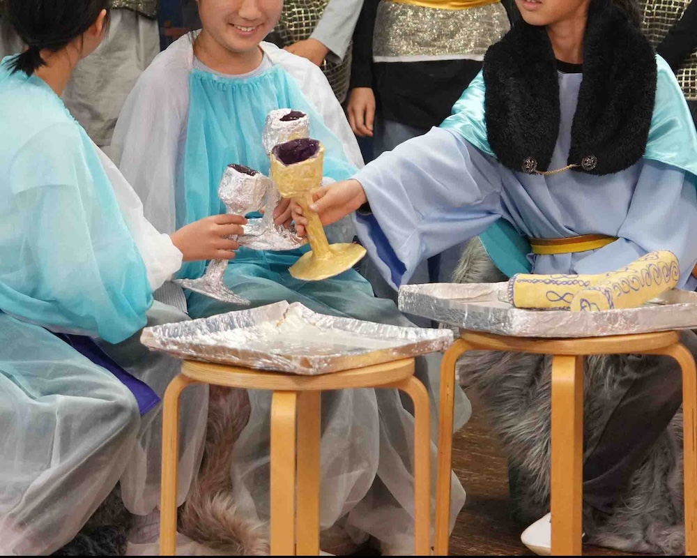 4年 学内学習発表会 劇 北欧神話 トールのハンマー2