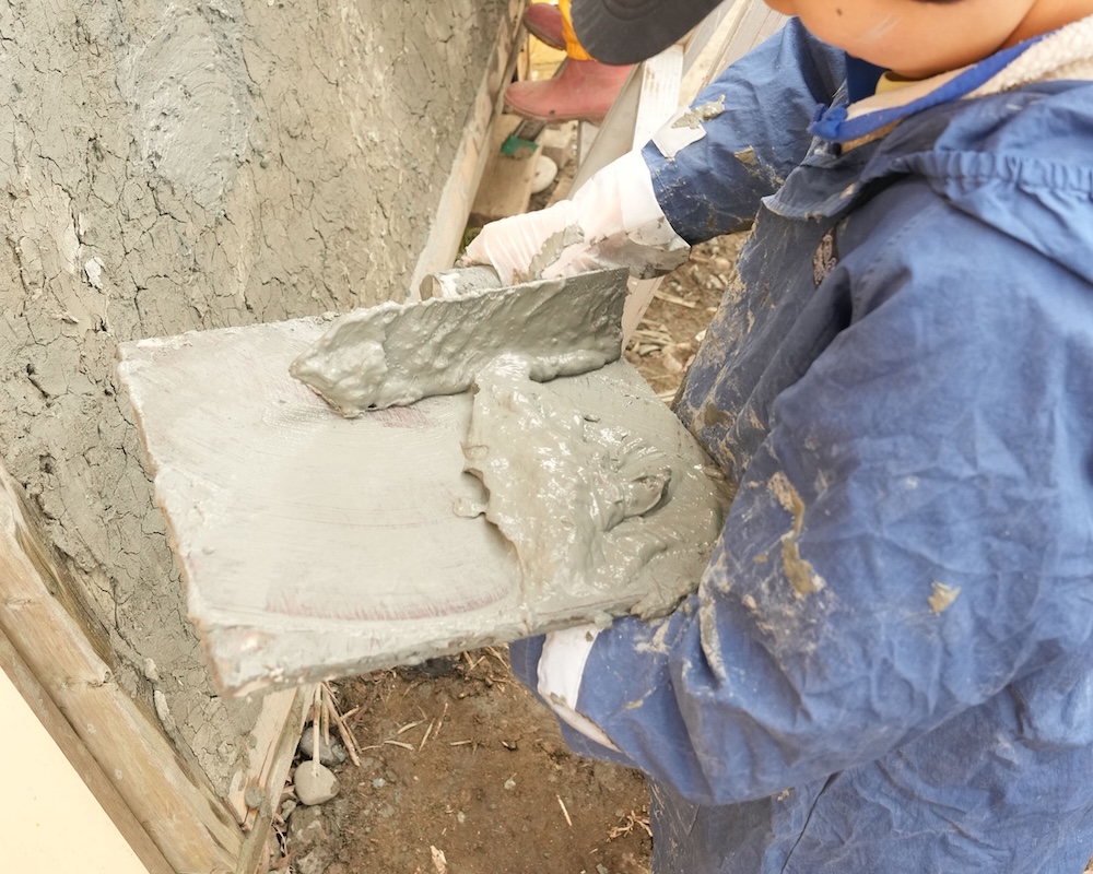 3年　土壁塗り３