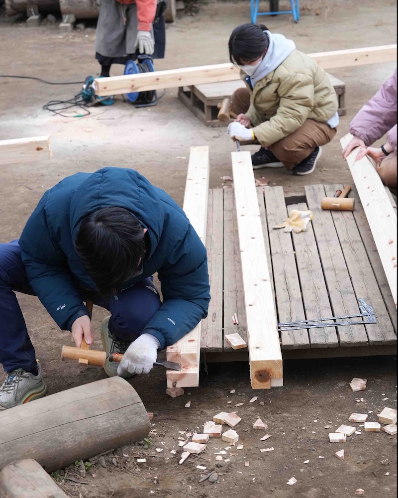 １２年　社会芸術活動　鑿入れ